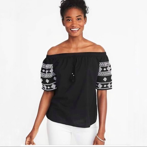 Old Navy Tops - Old Navy Embroidered Off Shoulder Blouse